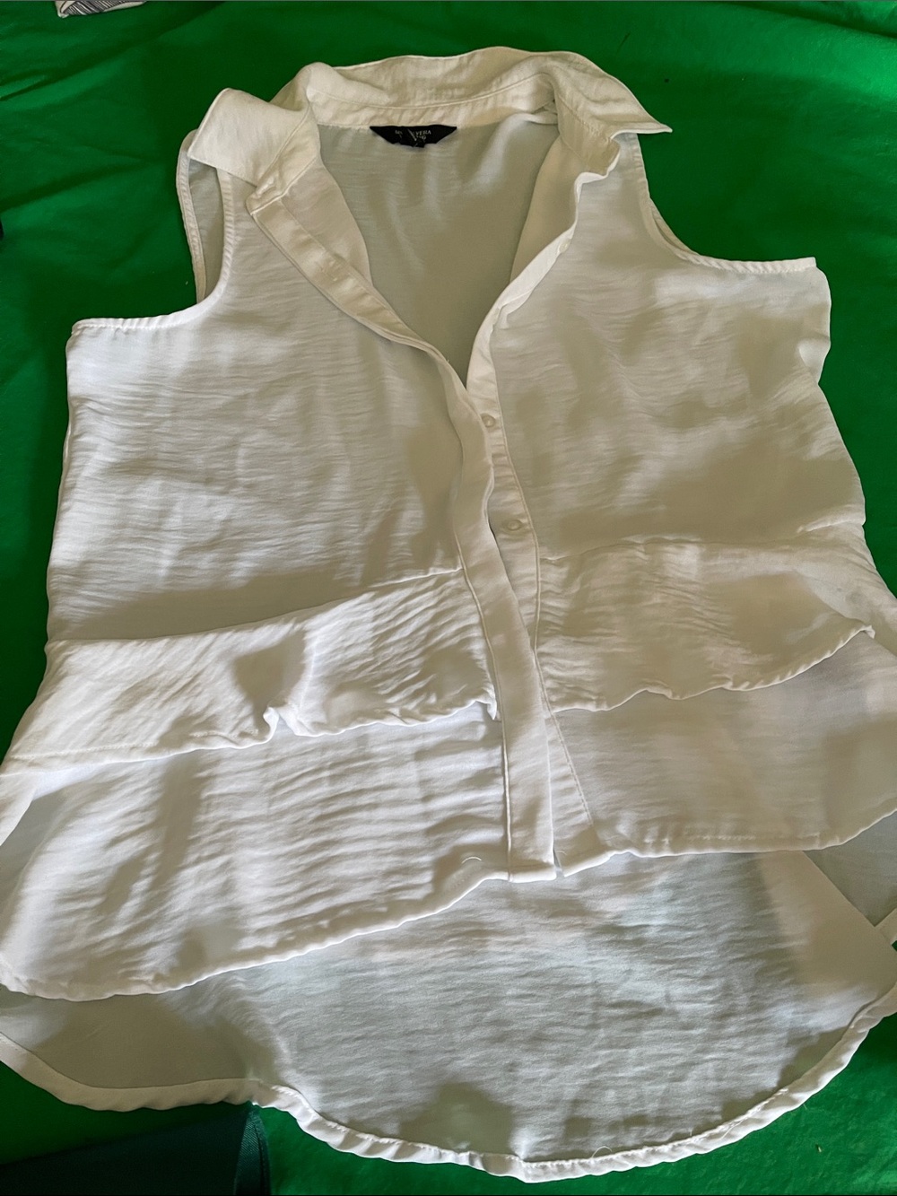 Simply Vera Vera Wang White Sleeveless Ruffle-Tier Button Front Blouse